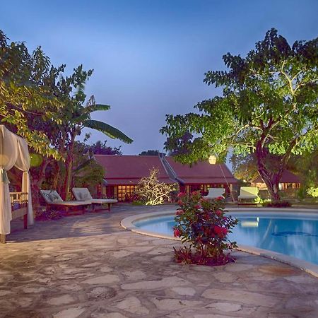 Le Flamboyant Resort Kep Exterior foto