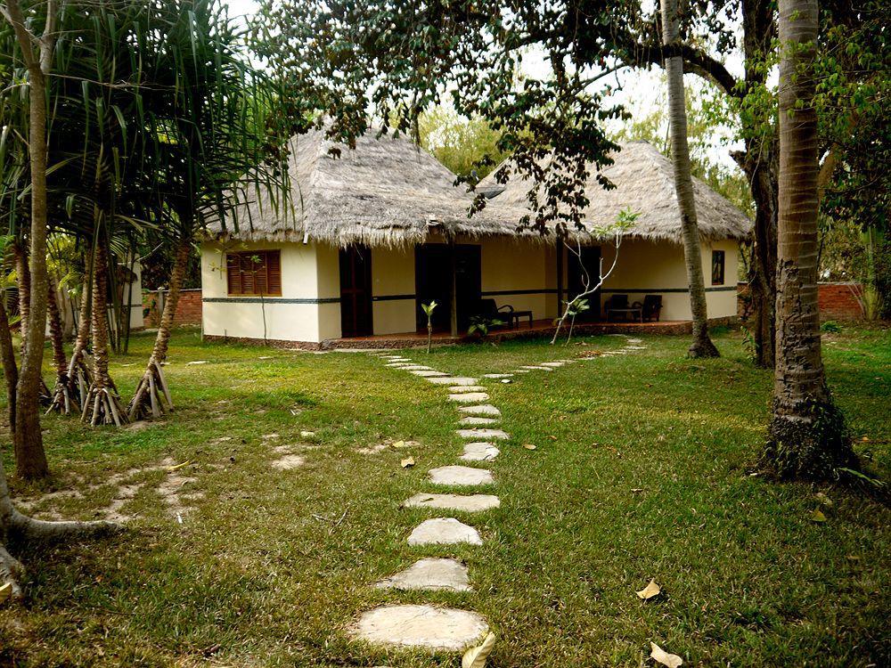 Le Flamboyant Resort Kep Exterior foto