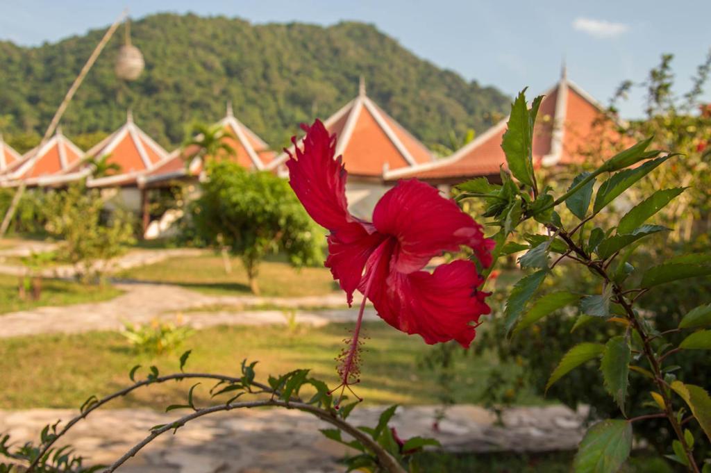 Le Flamboyant Resort Kep Exterior foto