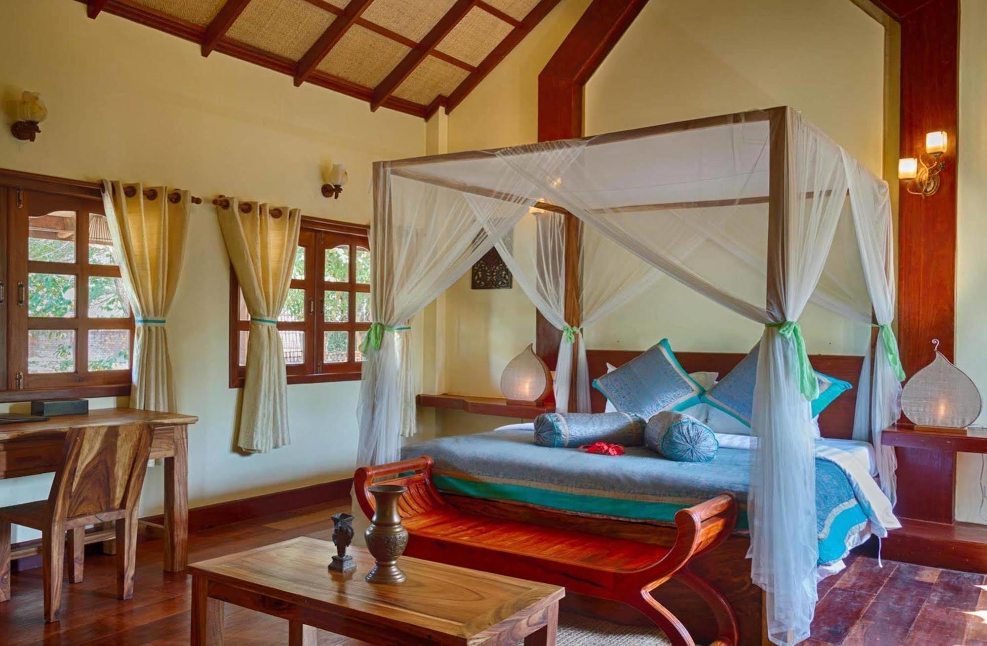 Le Flamboyant Resort Kep Exterior foto